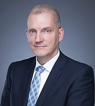 Prof. Dr. Oliver Reisner